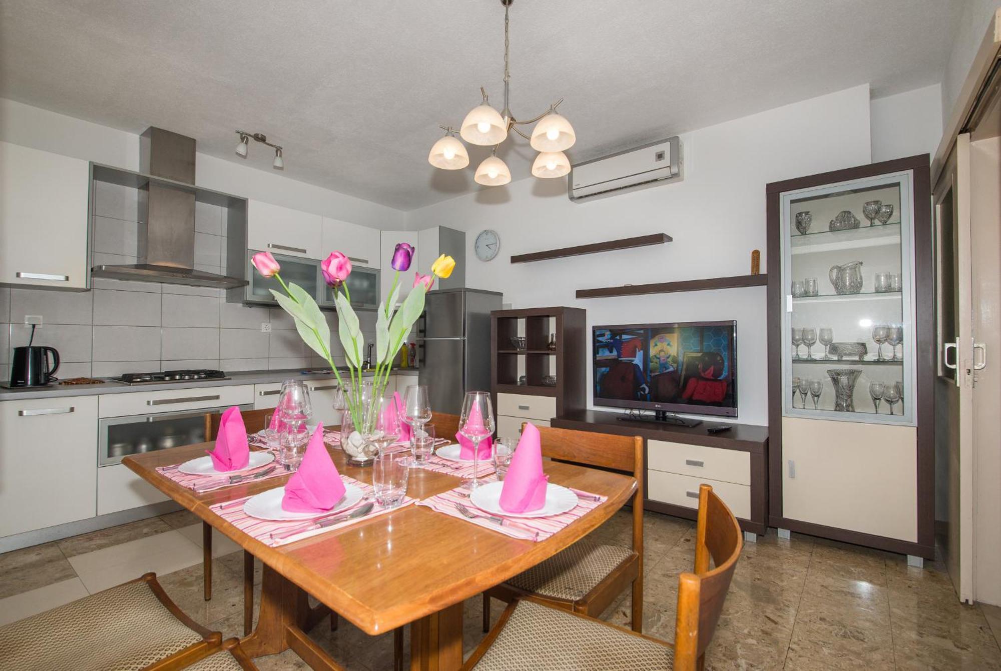Marieta Apartment