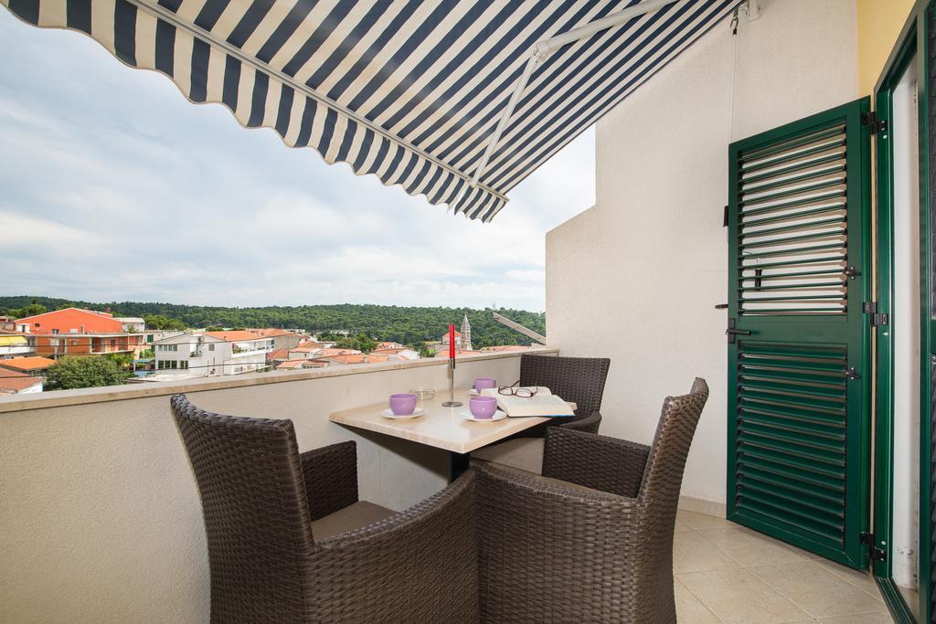 Apartment Marieta *
