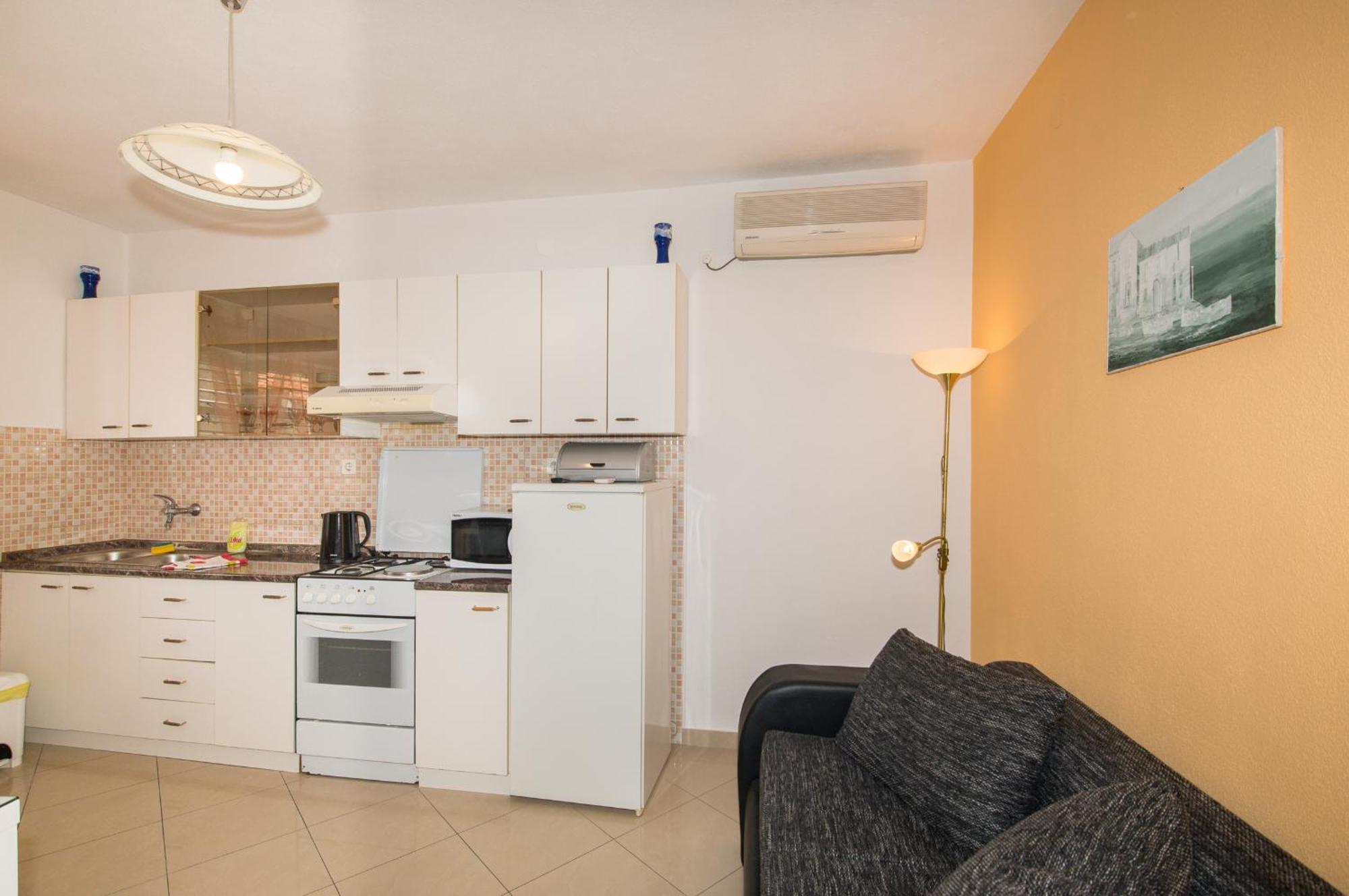 Apartman Marieta *